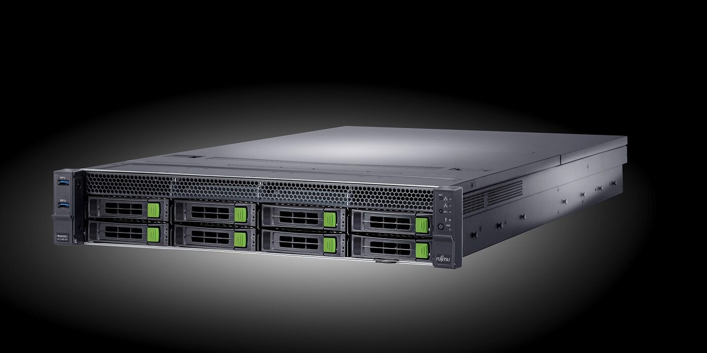 J8337_PRIMERGY_GX2460_vr_mood-small